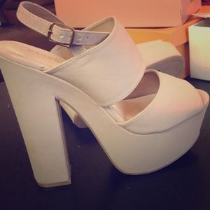 New Bamboo platform sandals